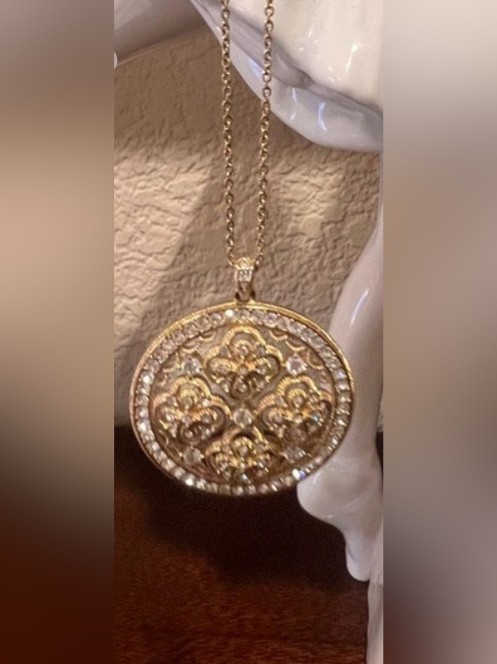 Elegant Gold and Silver Women's Pendant